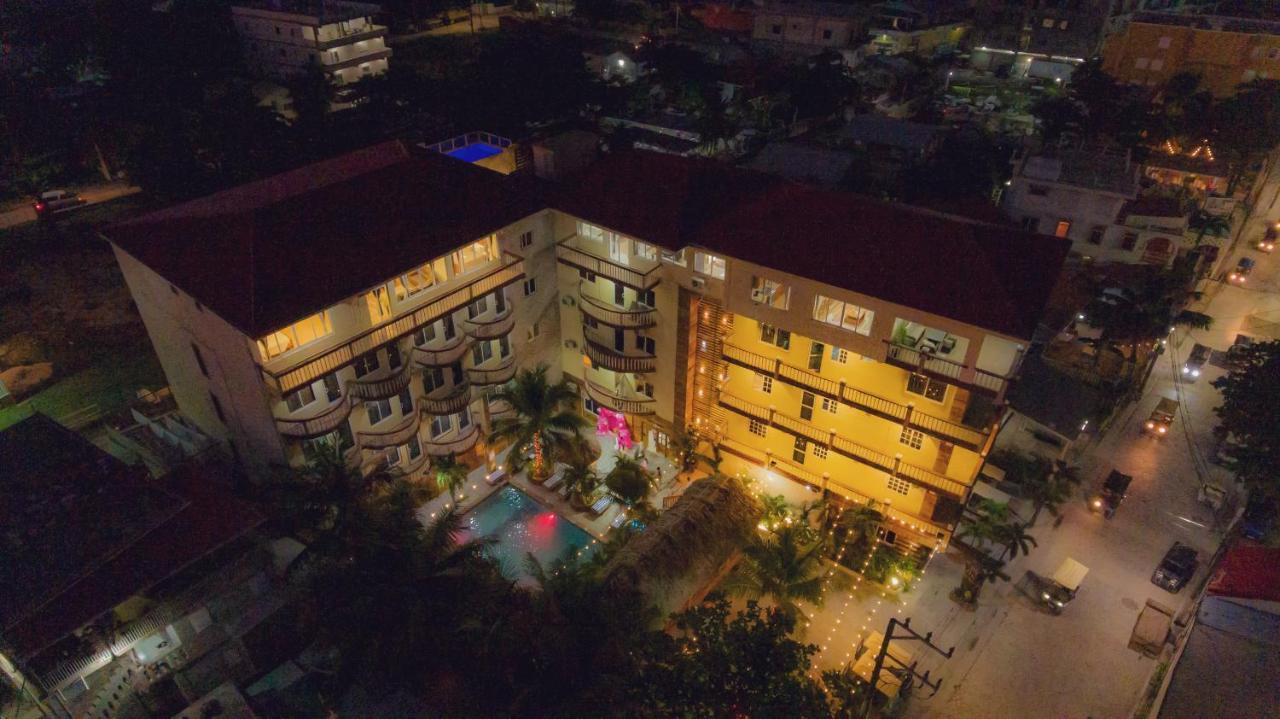 Tropical Palace Hotel San Pedro (Ambergris Caye) Exterior foto