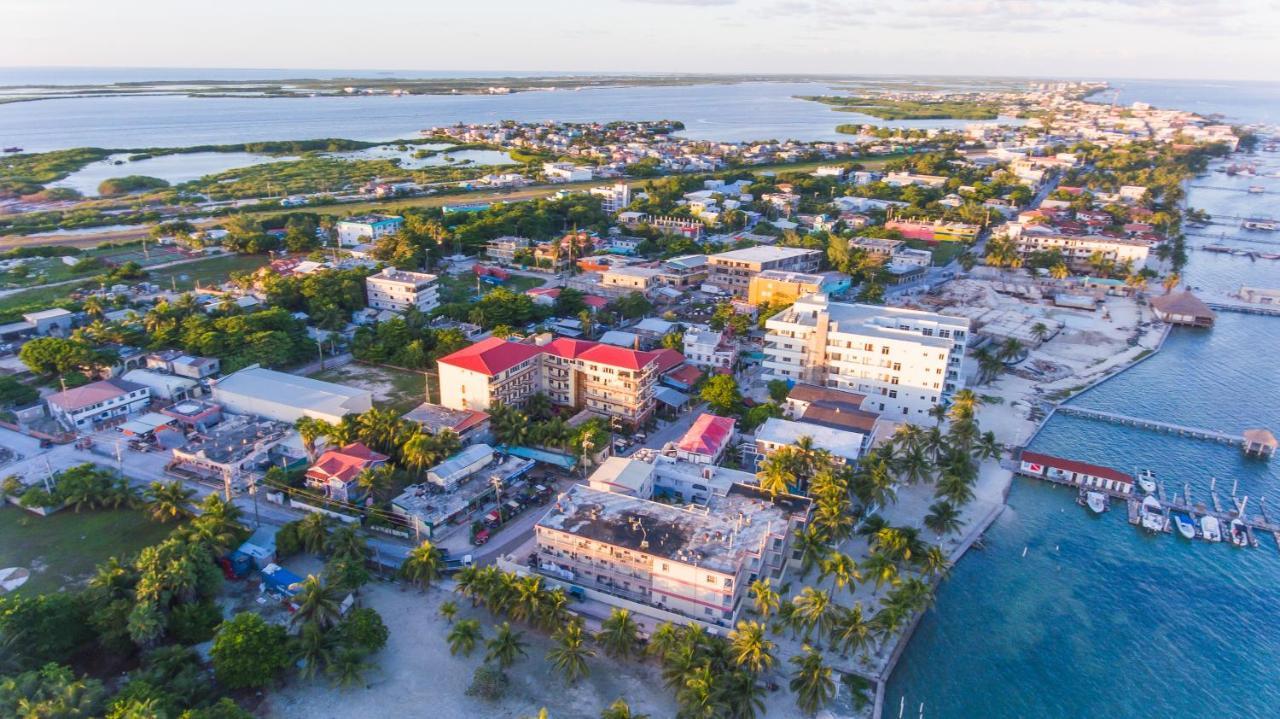 Tropical Palace Hotel San Pedro (Ambergris Caye) Exterior foto
